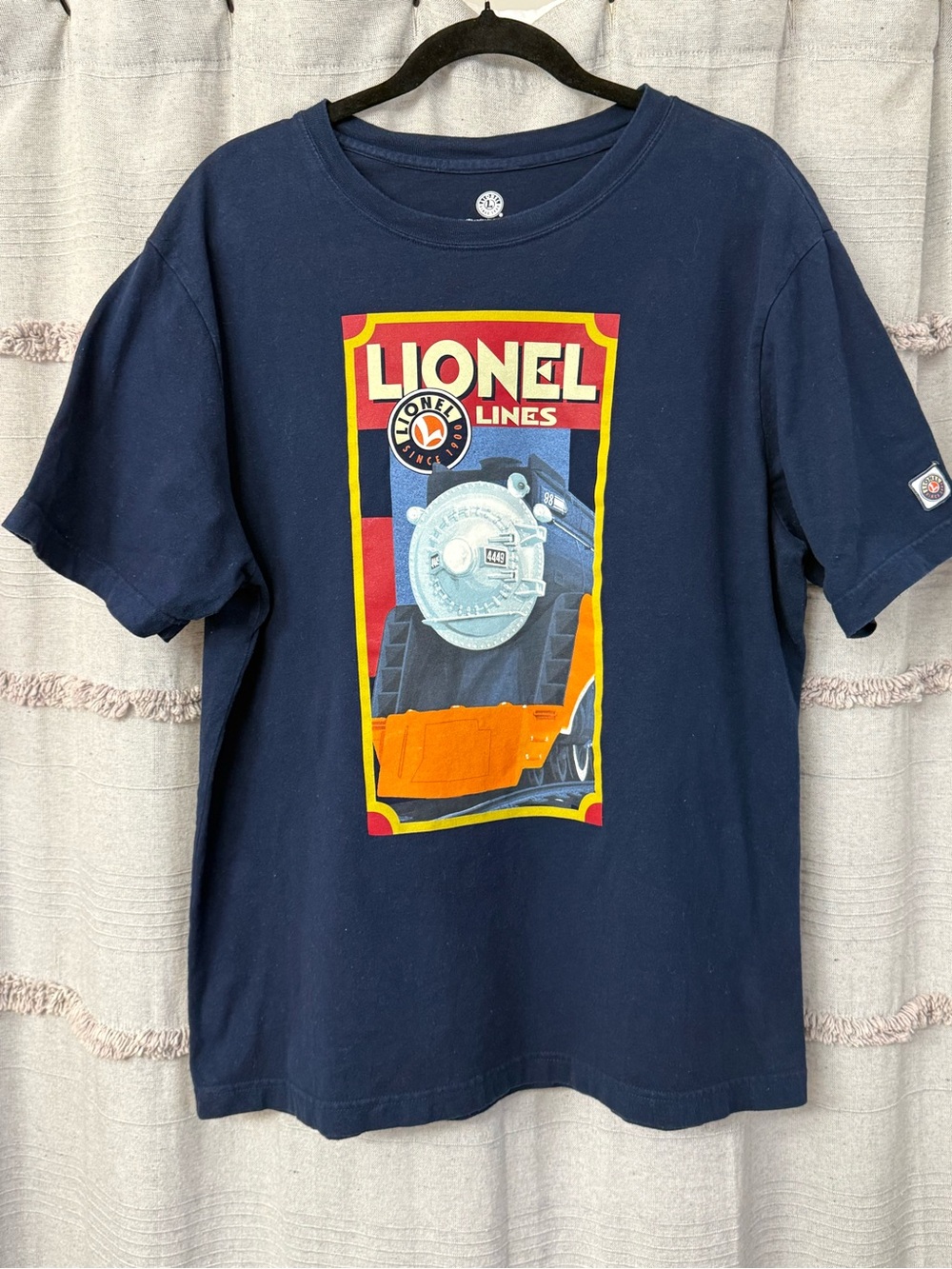 Lionel Trains Men's Navy Blue Crew Neck T-Shirt w/Steam Engine - SIZE L